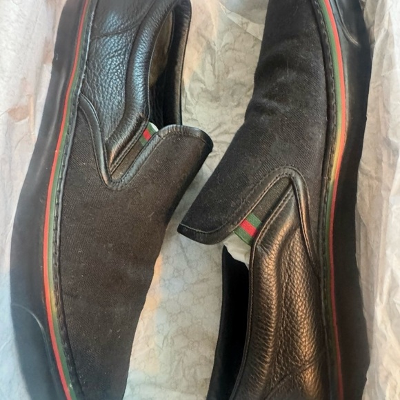 Gucci Dublin Slip On Sneaker in Black GG Canvas with G/R/G detail. Size 10.5 - Picture 9 of 16